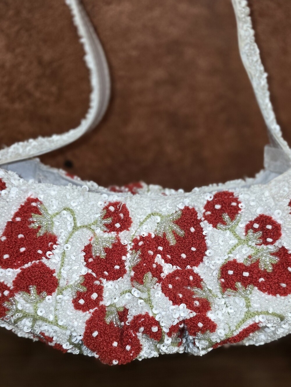 Viral Handcrafted Strawberry Beaded Shoulder Bag Purse Cottagecore NWT - Picture 6 of 14